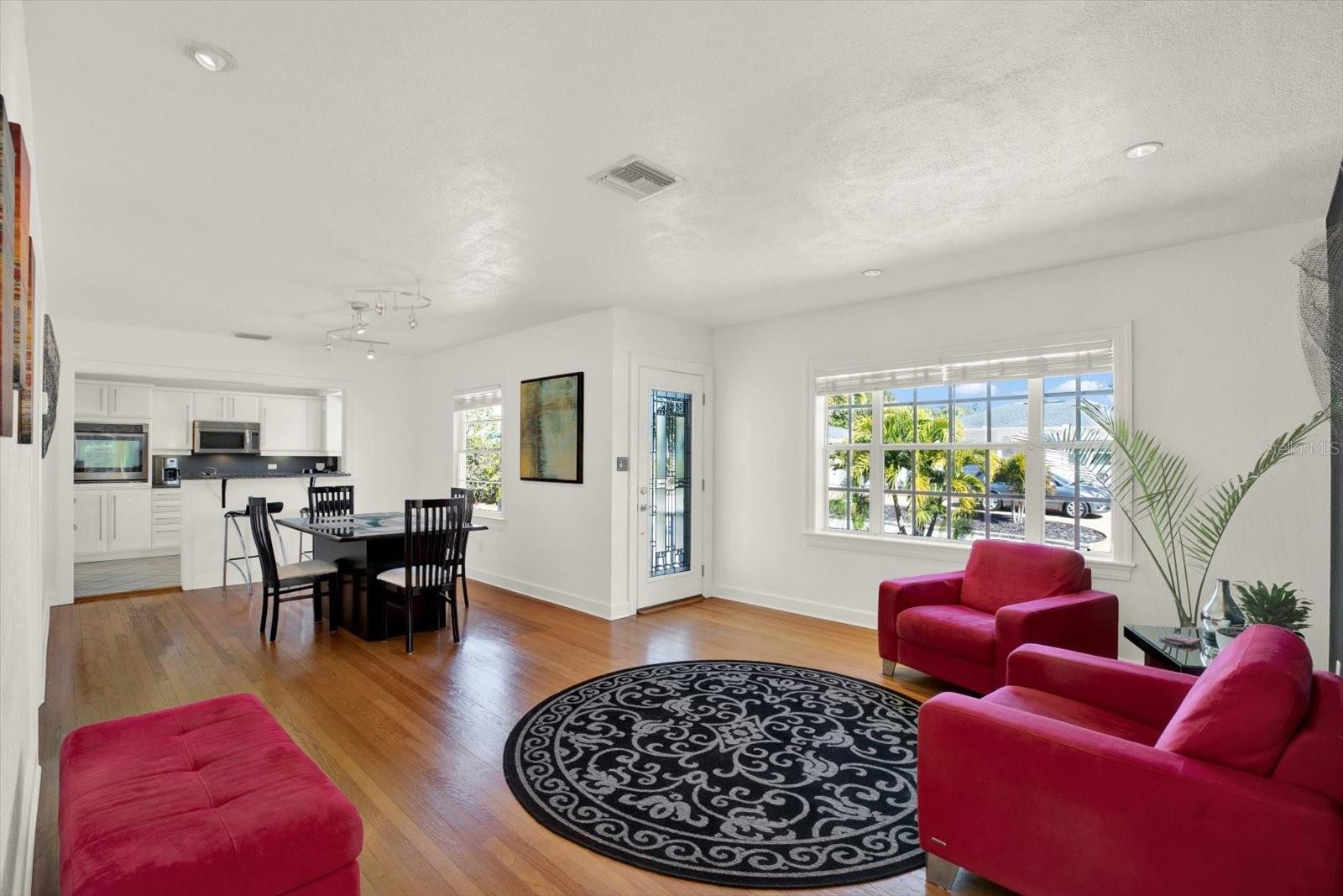 504 FAIRVIEW RD, BELLEAIR, FL — photo 3