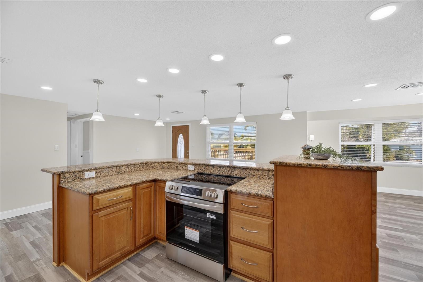 827 SEABREEZE DR, RUSKIN, FL — photo 20