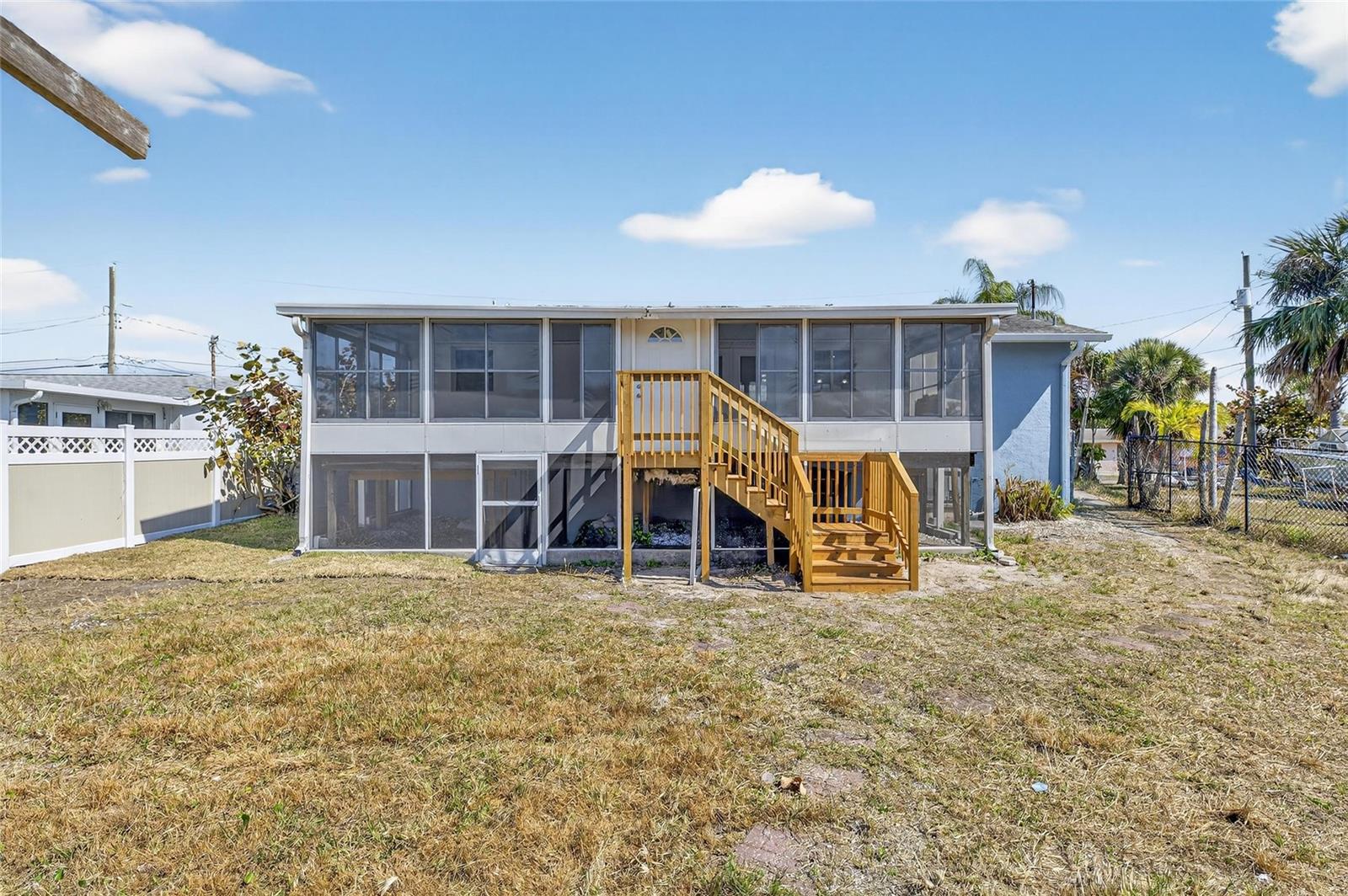 827 SEABREEZE DR, RUSKIN, FL — photo 42