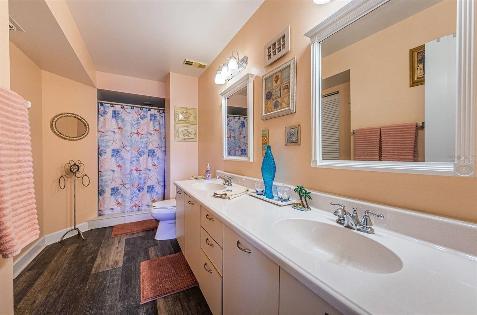 6100 BAHIA DEL MAR CIR #103, ST PETERSBURG, FL — photo 12