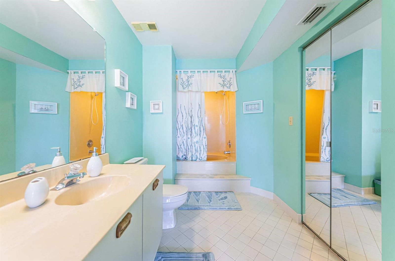 6050 BAHIA DEL MAR CIR #120, ST PETERSBURG, FL — photo 13