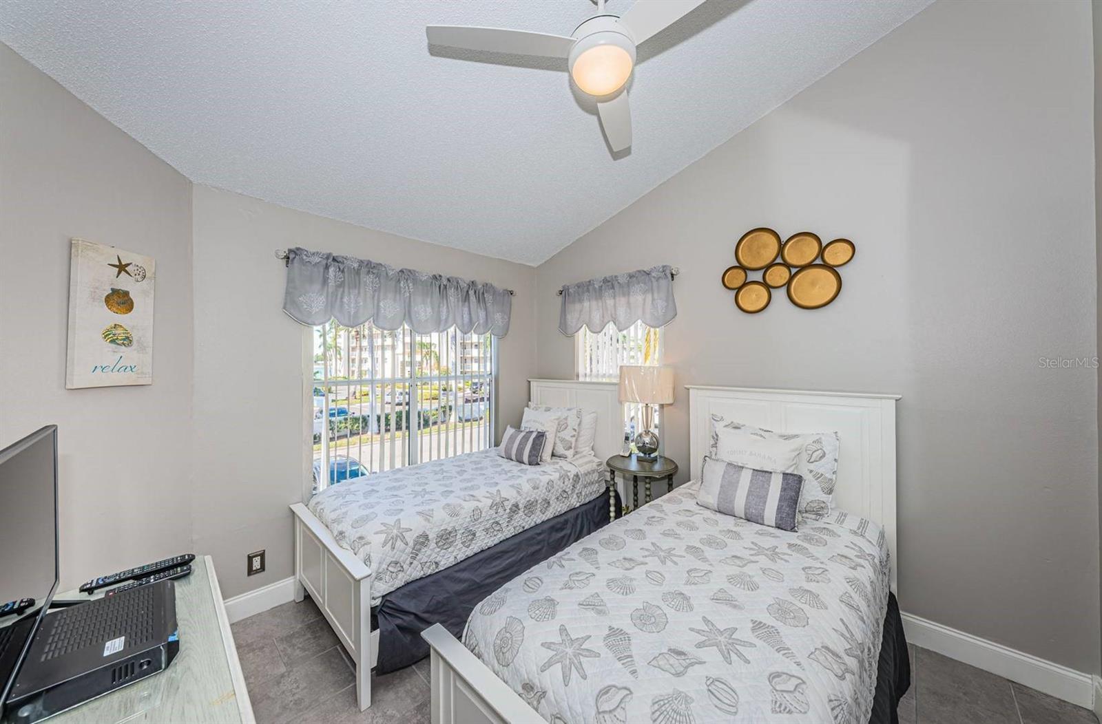 6000 BAHIA DEL MAR CIR #229, ST PETERSBURG, FL — photo 11