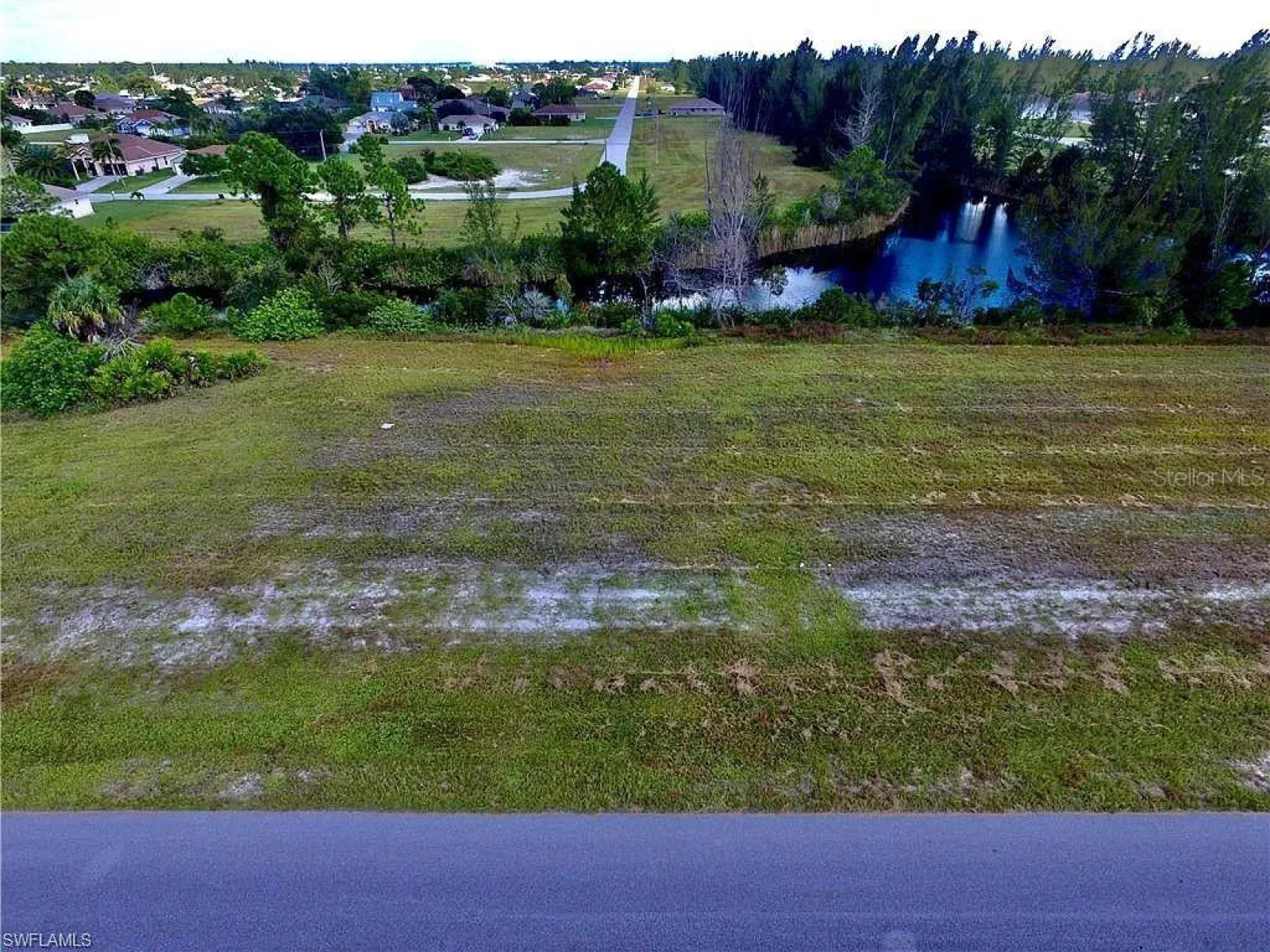 2017 NW 24TH AVE, CAPE CORAL, FL — photo 2