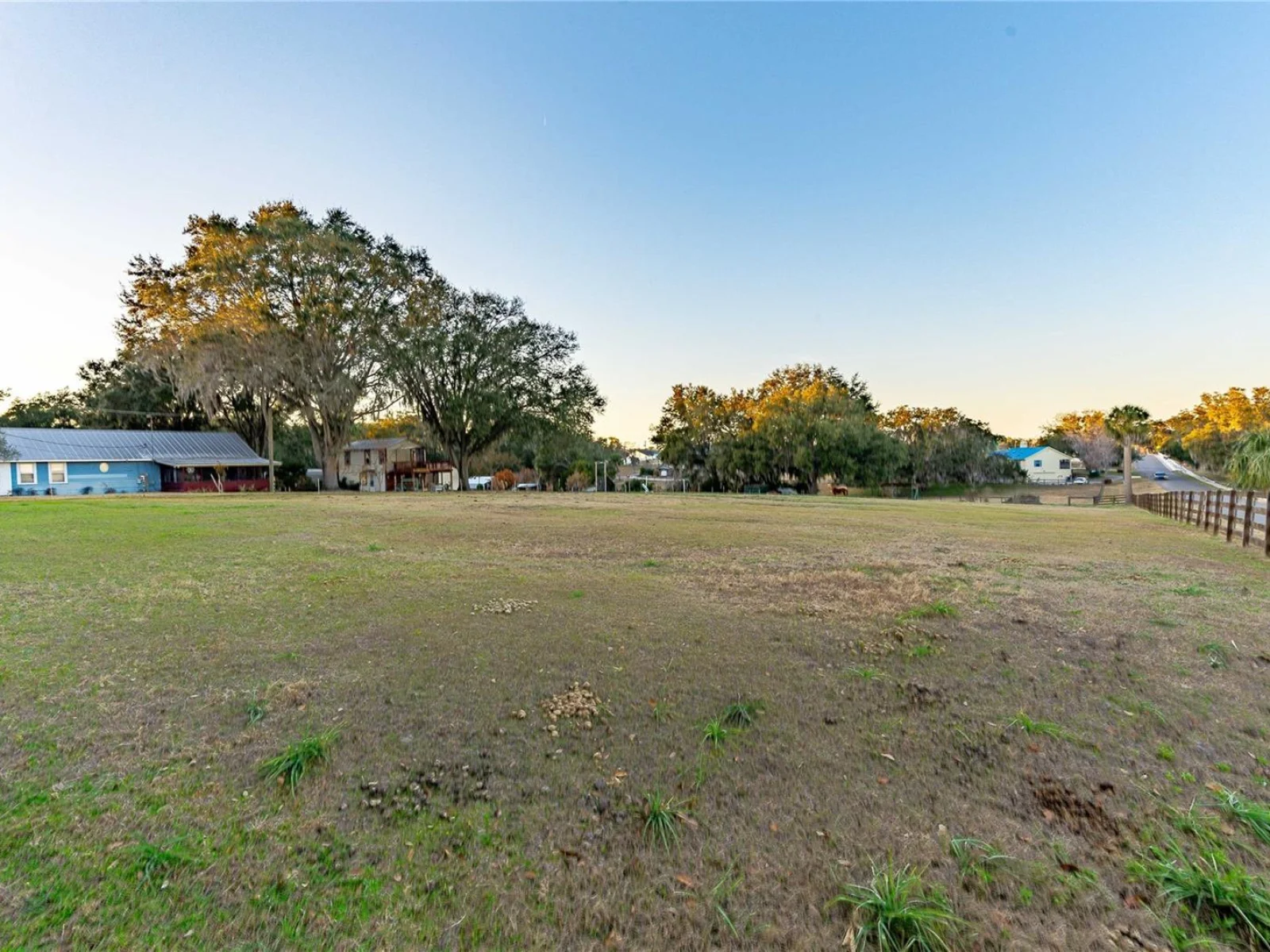 32935 JESSE JONES AVE, SAN ANTONIO, FL — photo 12