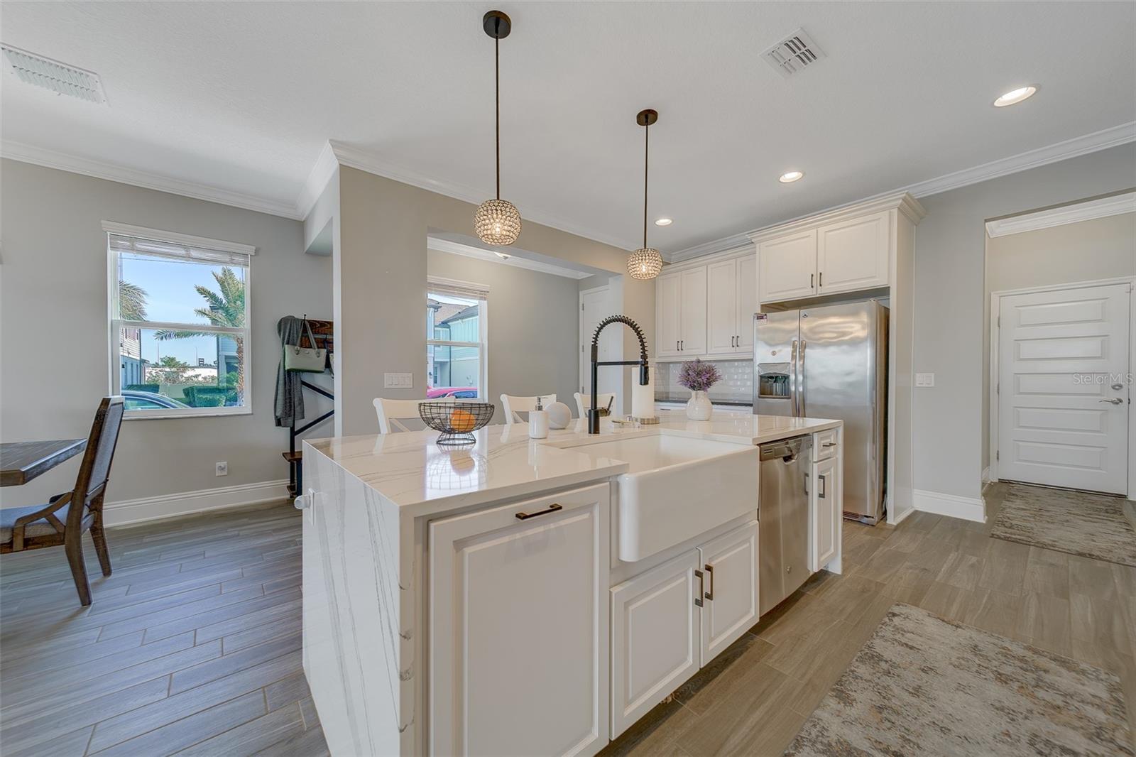 2416 FOGGY CREEK CIR, CLEARWATER, FL — photo 12