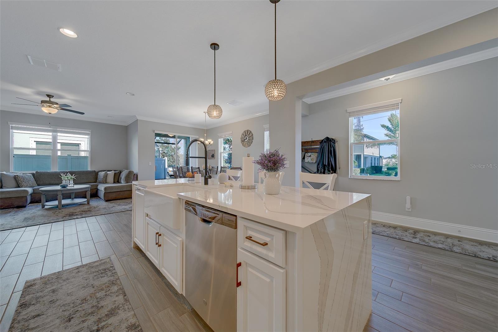 2416 FOGGY CREEK CIR, CLEARWATER, FL — photo 14