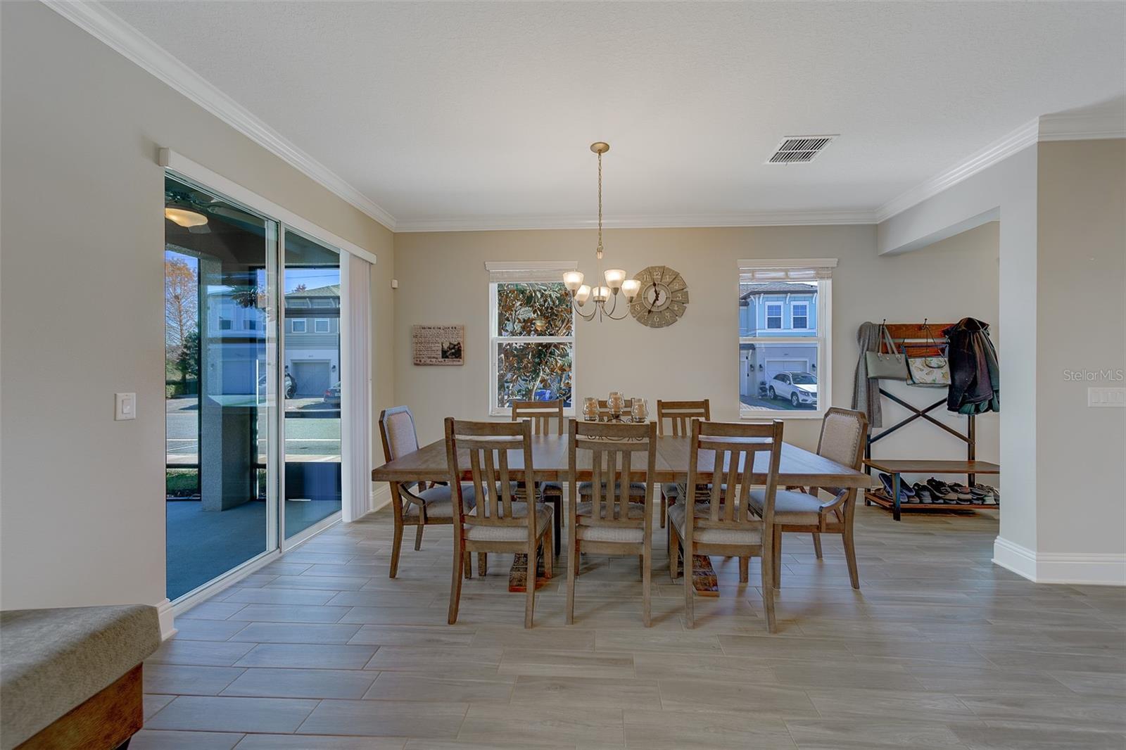 2416 FOGGY CREEK CIR, CLEARWATER, FL — photo 19