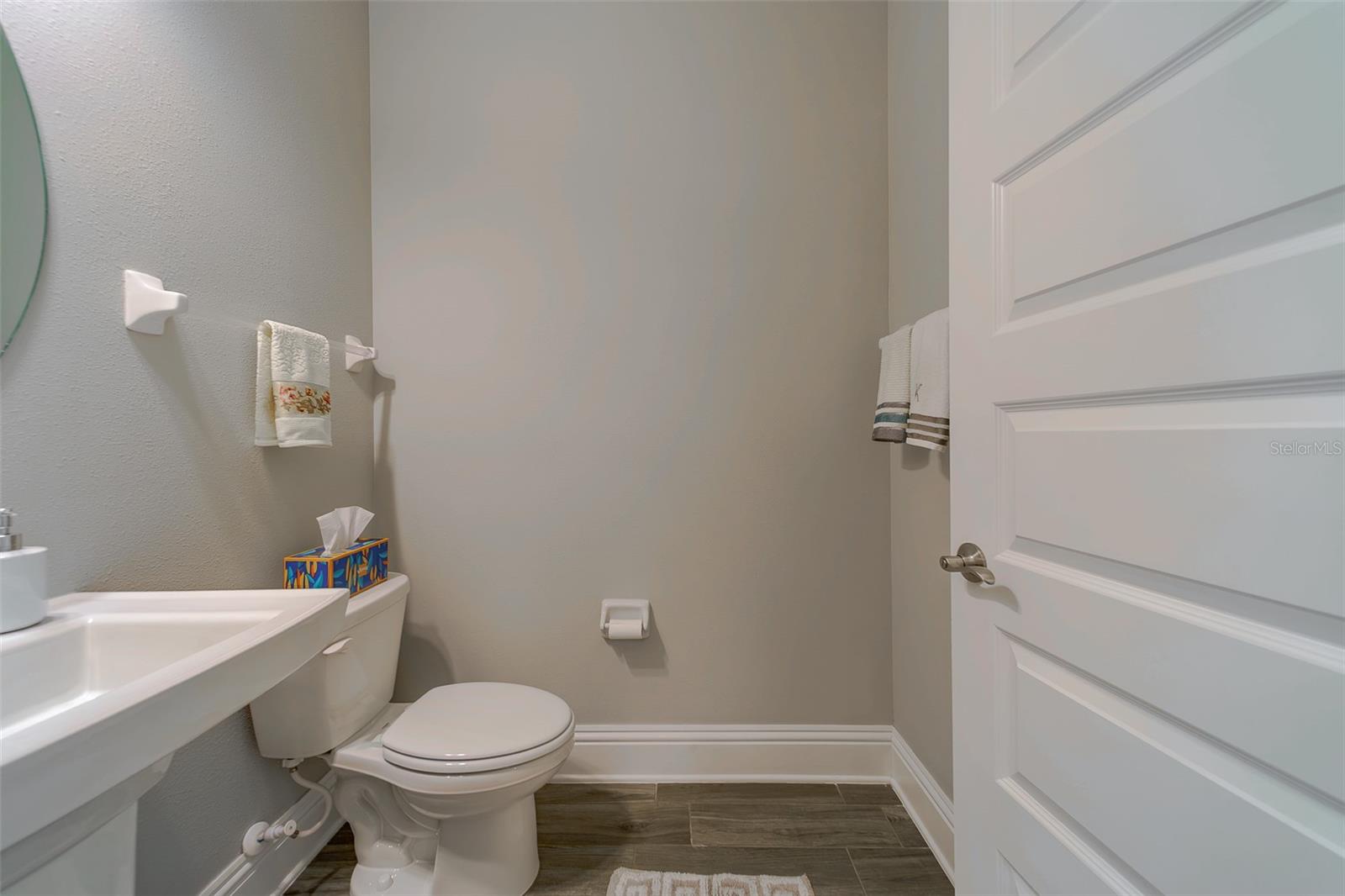 2416 FOGGY CREEK CIR, CLEARWATER, FL — photo 21