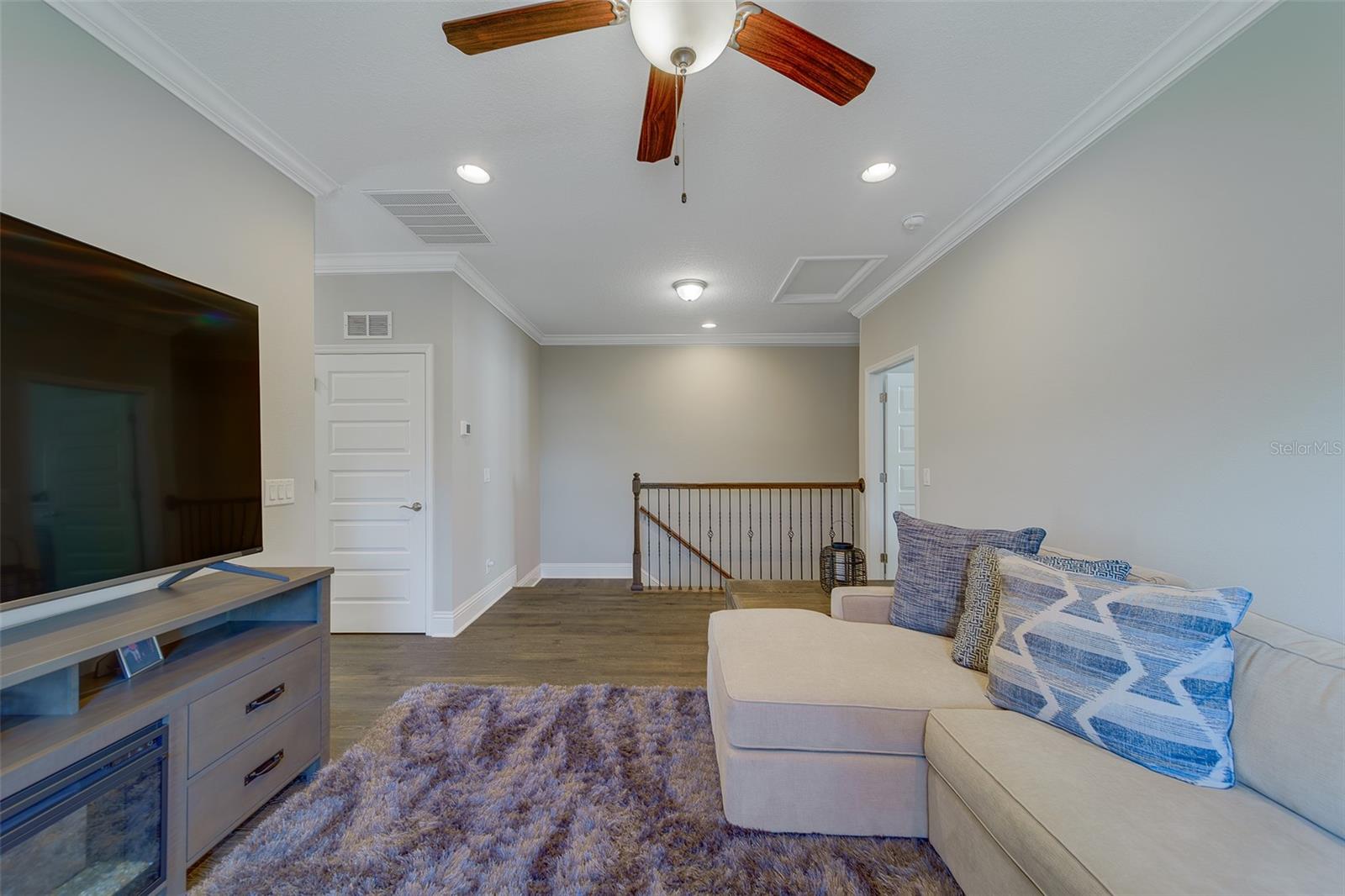 2416 FOGGY CREEK CIR, CLEARWATER, FL — photo 29
