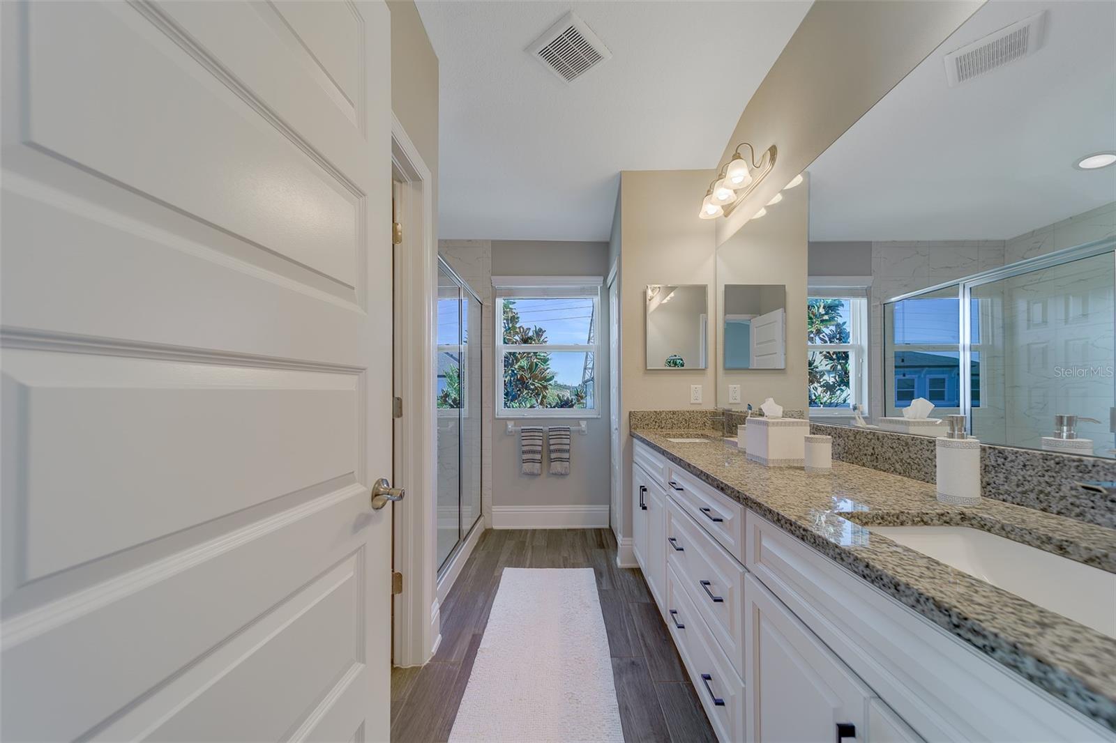 2416 FOGGY CREEK CIR, CLEARWATER, FL — photo 46