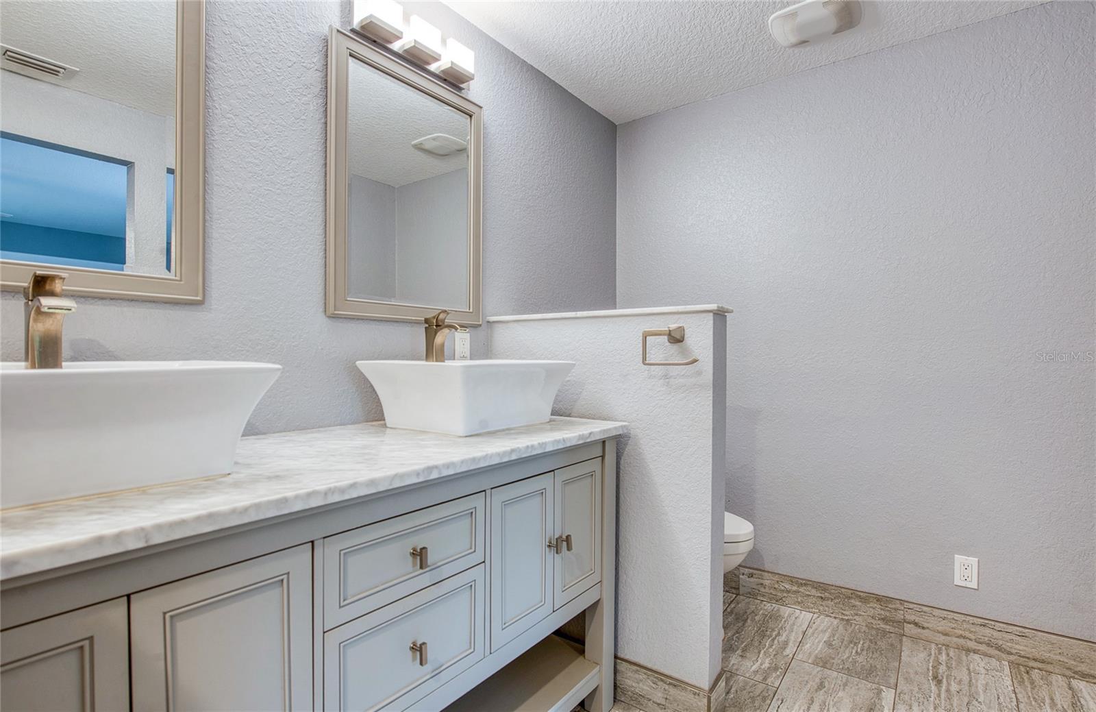 6408 7TH AVE N, ST PETERSBURG, FL — photo 34