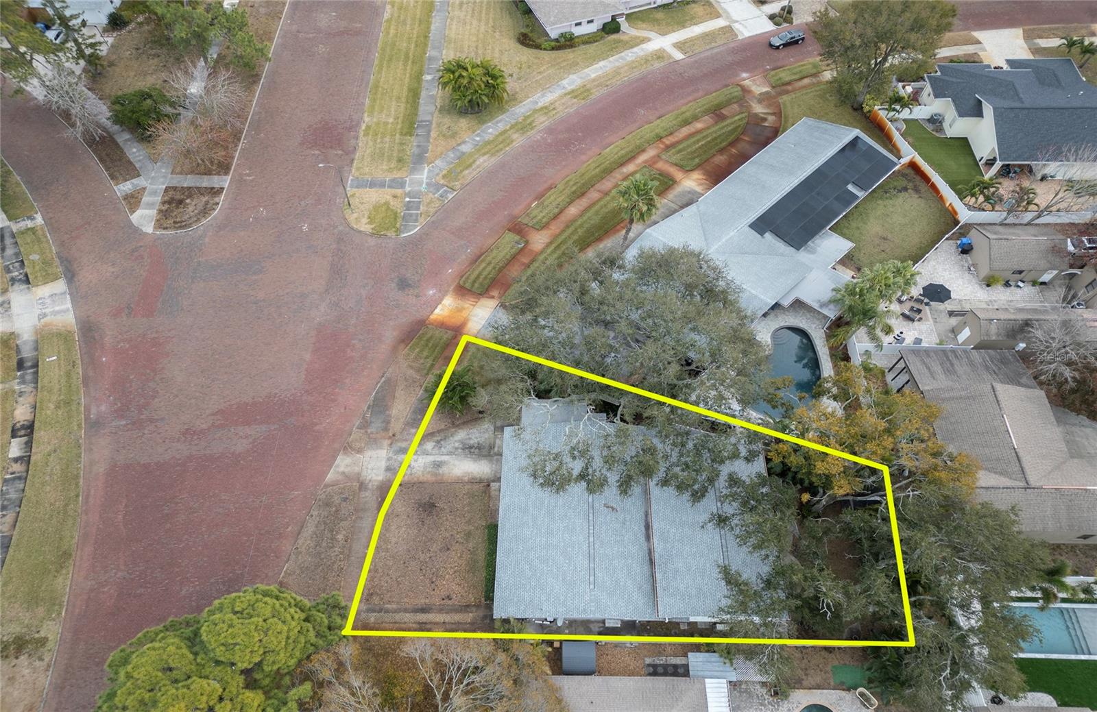 6408 7TH AVE N, ST PETERSBURG, FL — photo 56