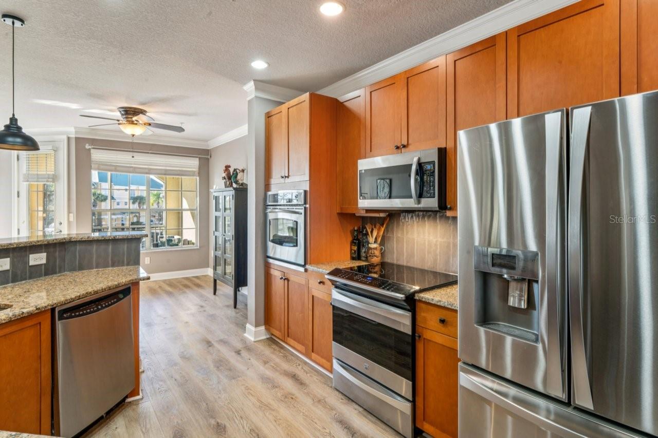 6319 SUNSET BAY CIR, APOLLO BEACH, FL — photo 12