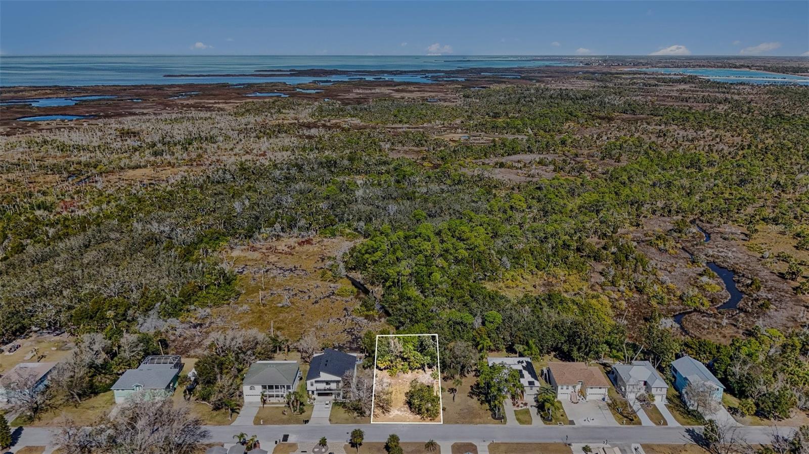 7657 GULF WAY, HUDSON, FL — photo 13