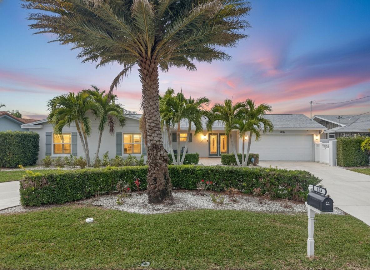 136 WINDWARD IS, CLEARWATER BEACH, FL
