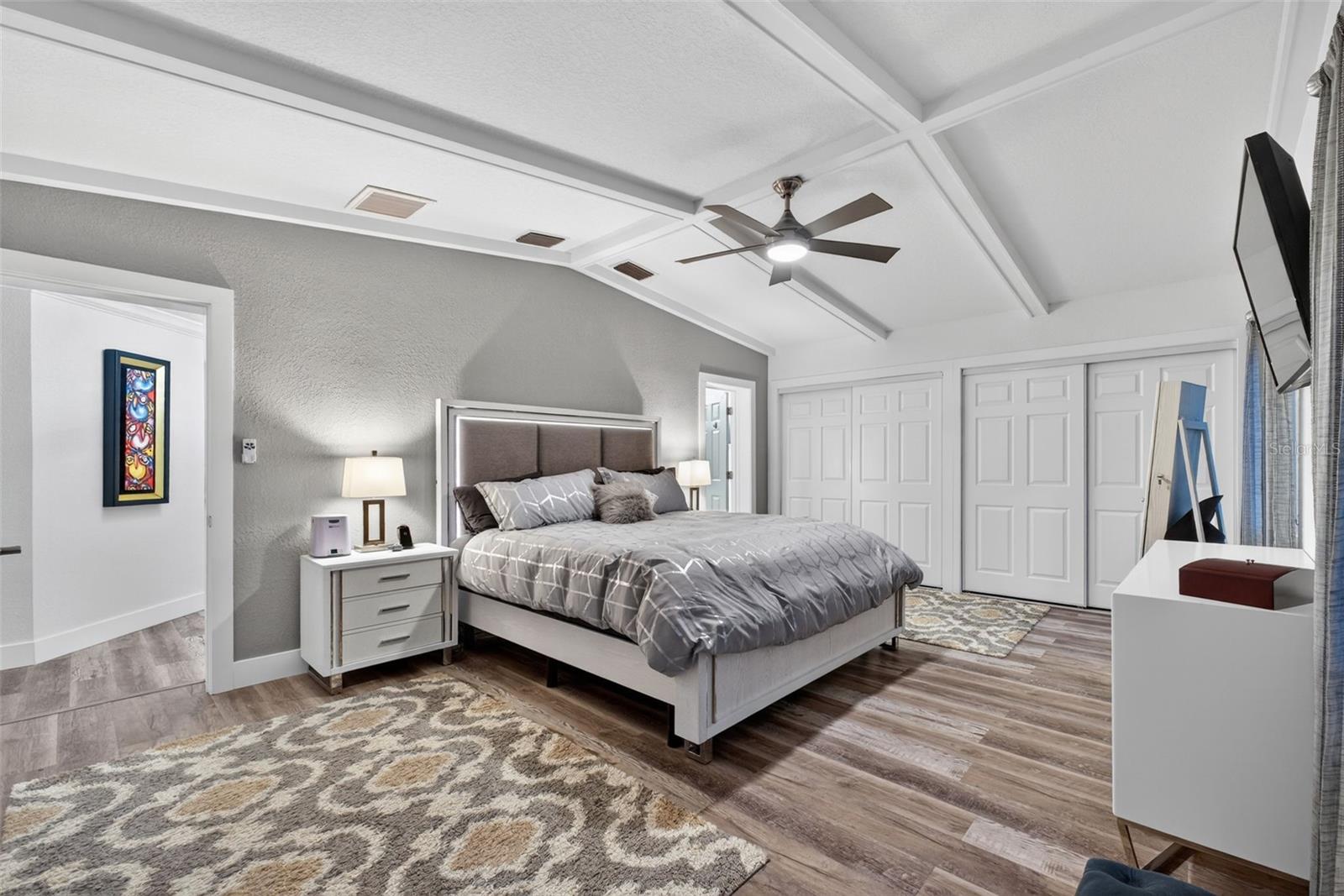 136 WINDWARD IS, CLEARWATER BEACH, FL — photo 20