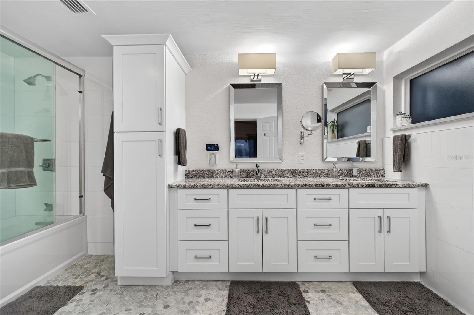 136 WINDWARD IS, CLEARWATER BEACH, FL — photo 21