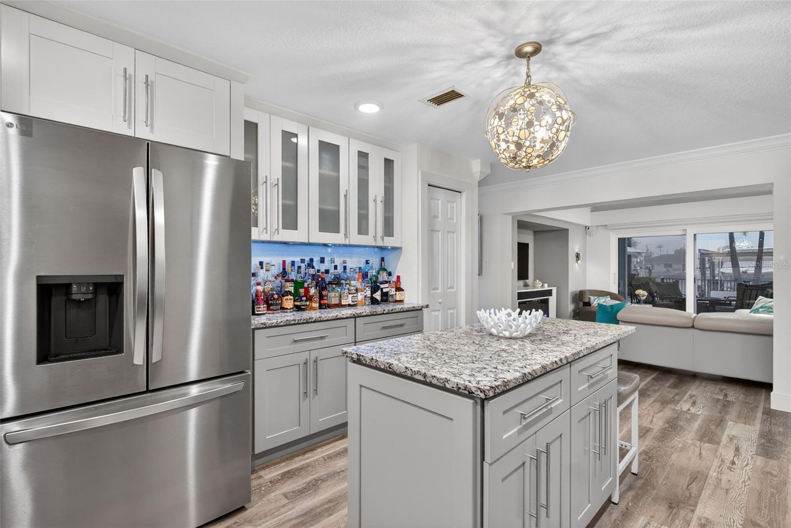 136 WINDWARD IS, CLEARWATER BEACH, FL — photo 23