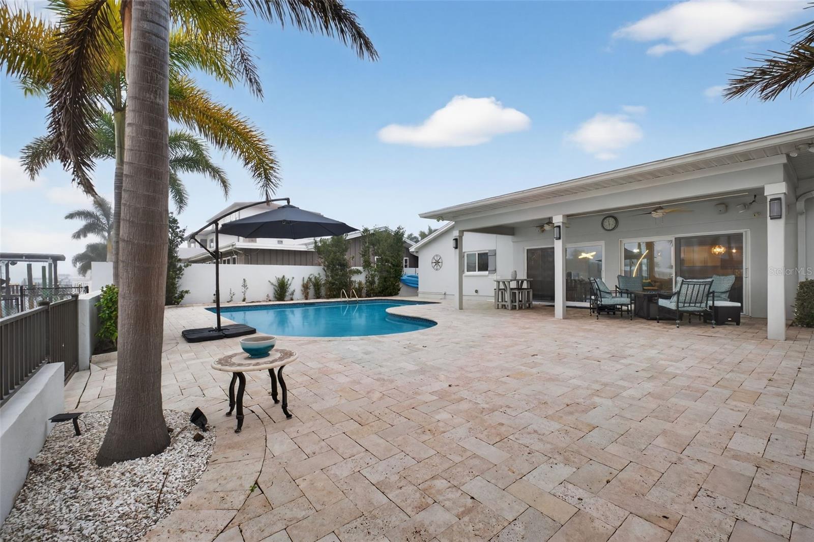 136 WINDWARD IS, CLEARWATER BEACH, FL — photo 34