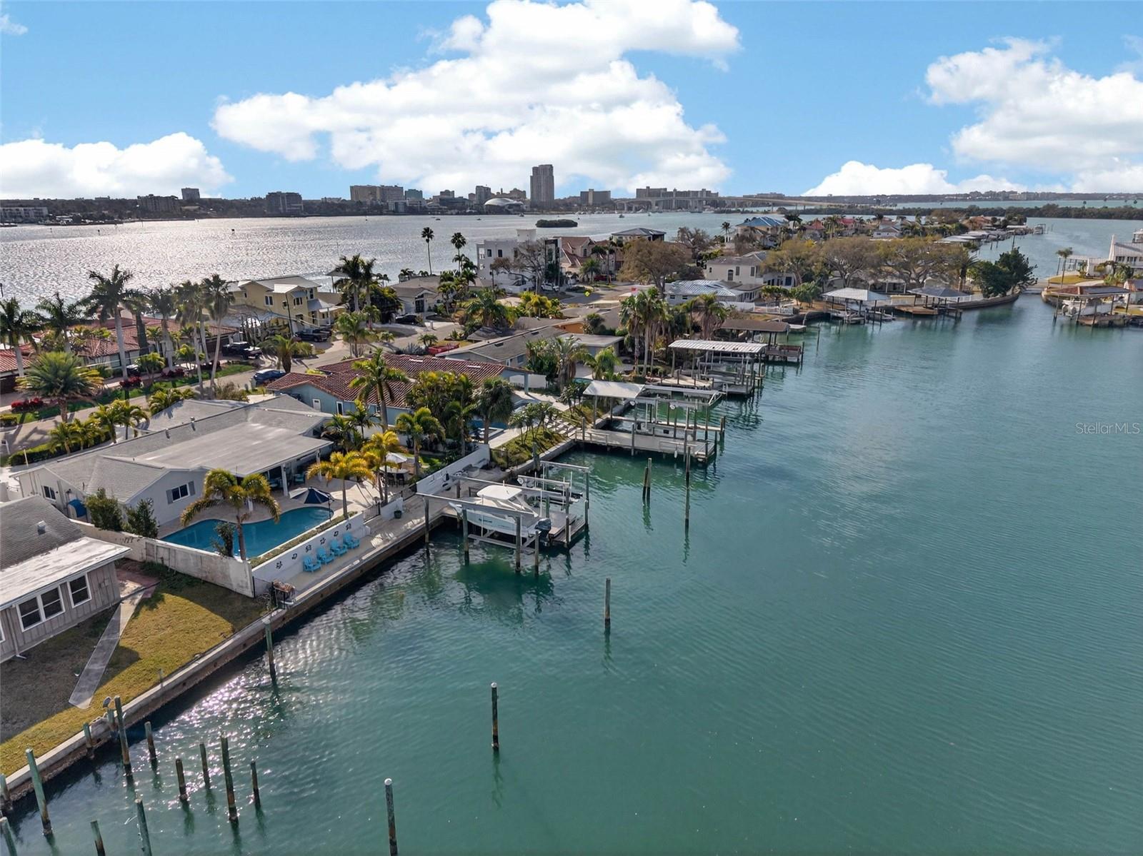 136 WINDWARD IS, CLEARWATER BEACH, FL — photo 51