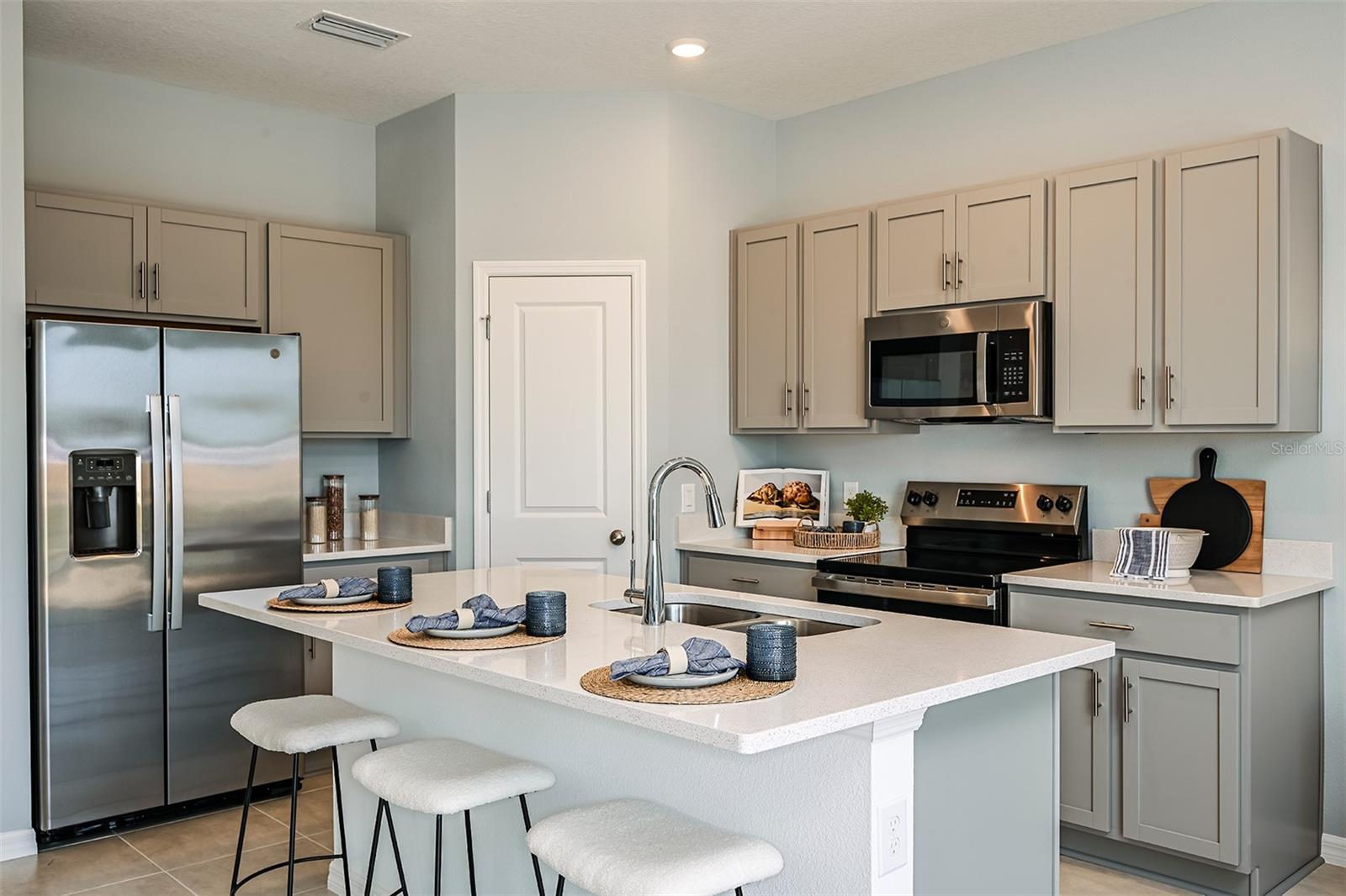 7603 WATERSCAPE DR, GROVELAND, FL — photo 5