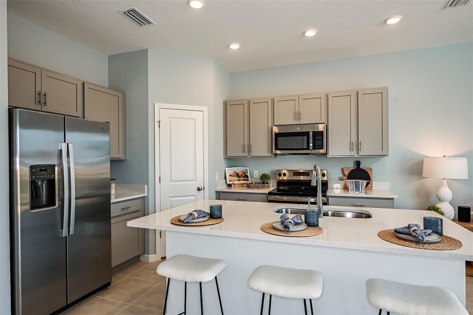 7603 WATERSCAPE DR, GROVELAND, FL — photo 11