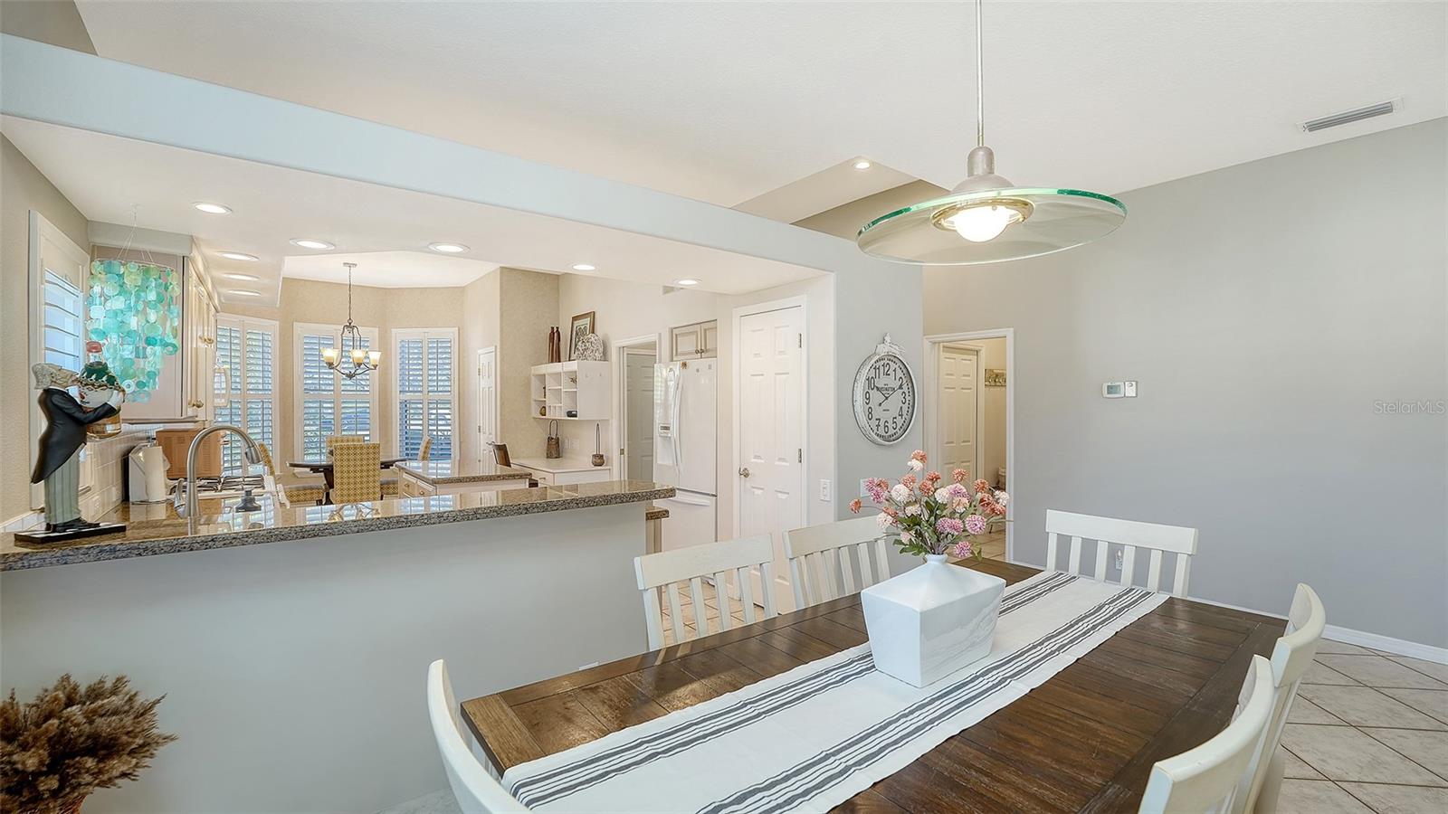 5811 WHITE OAK BAYOU CT, BRADENTON, FL — photo 9