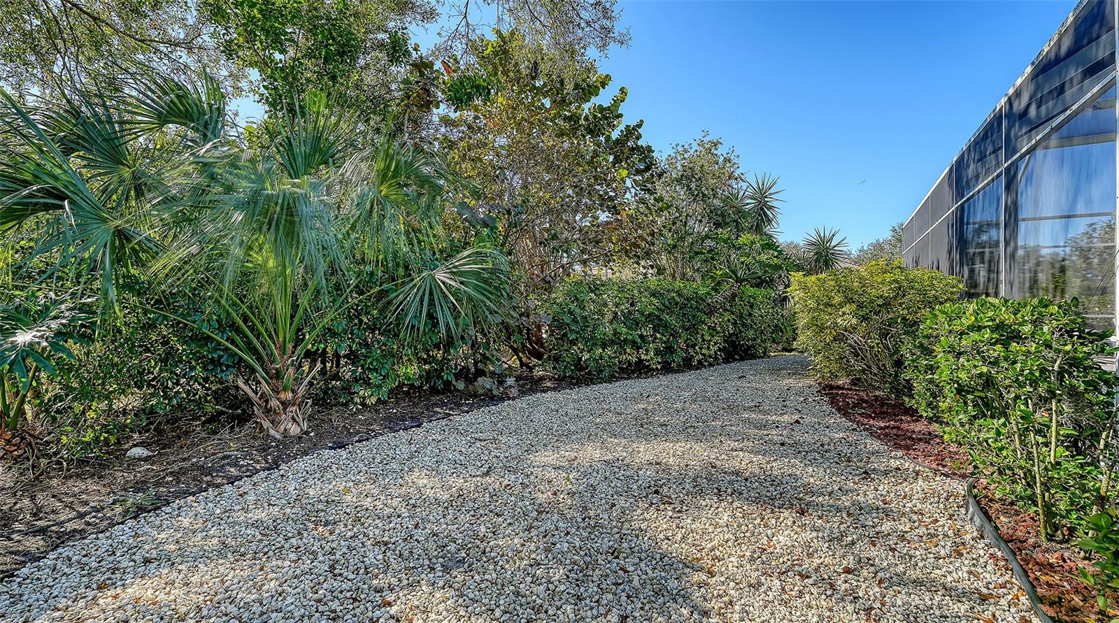 5811 WHITE OAK BAYOU CT, BRADENTON, FL — photo 41