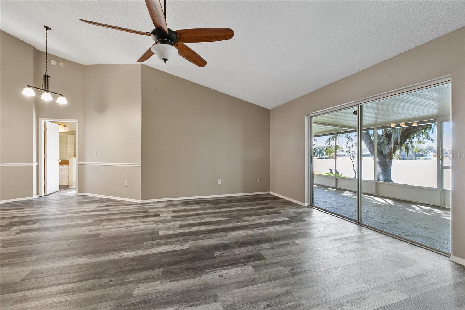 11647 FOX CREEK DR, TAMPA, FL — photo 14