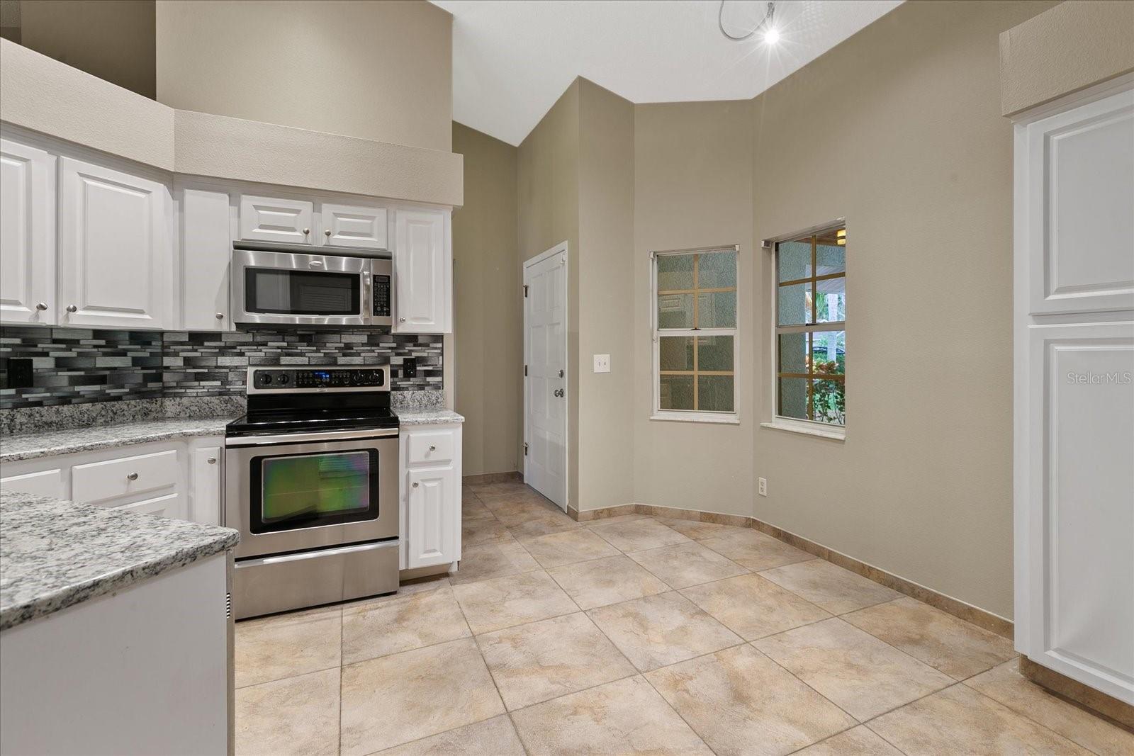 11647 FOX CREEK DR, TAMPA, FL — photo 21