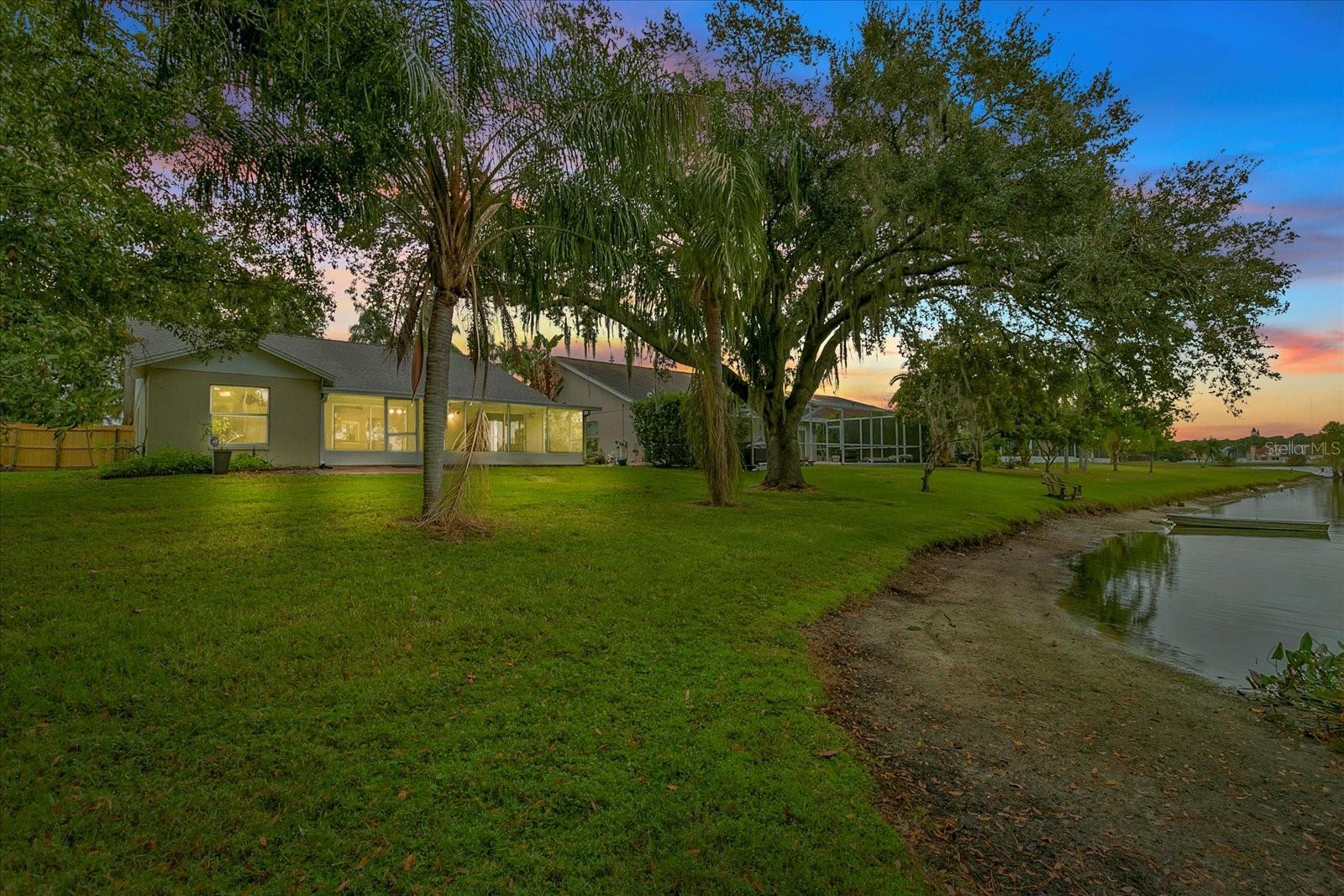 11647 FOX CREEK DR, TAMPA, FL — photo 38