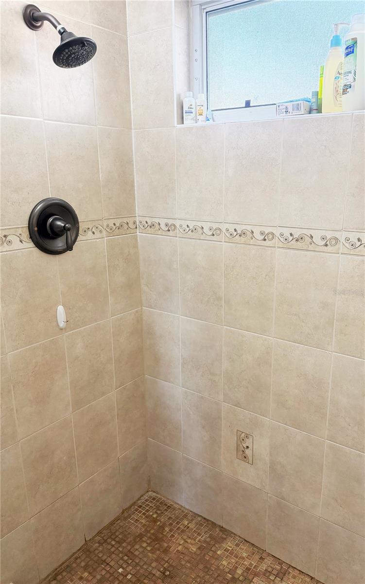 4101 11TH AVE N, ST PETERSBURG, FL — photo 15