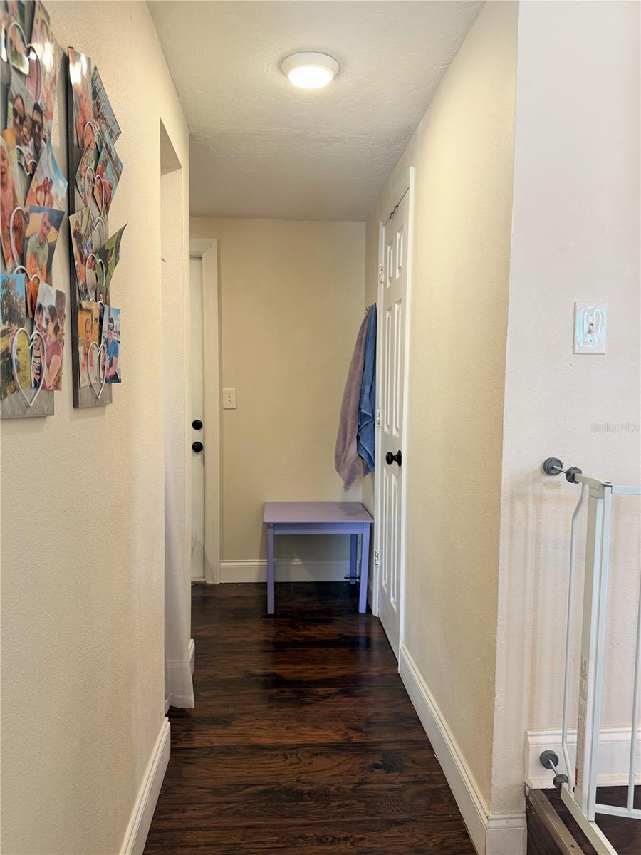 4101 11TH AVE N, ST PETERSBURG, FL — photo 20