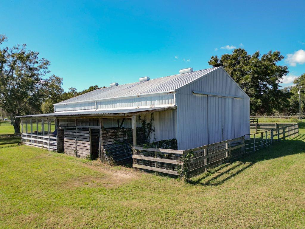 331 SE HIGHWAY 42, SUMMERFIELD, FL — photo 15