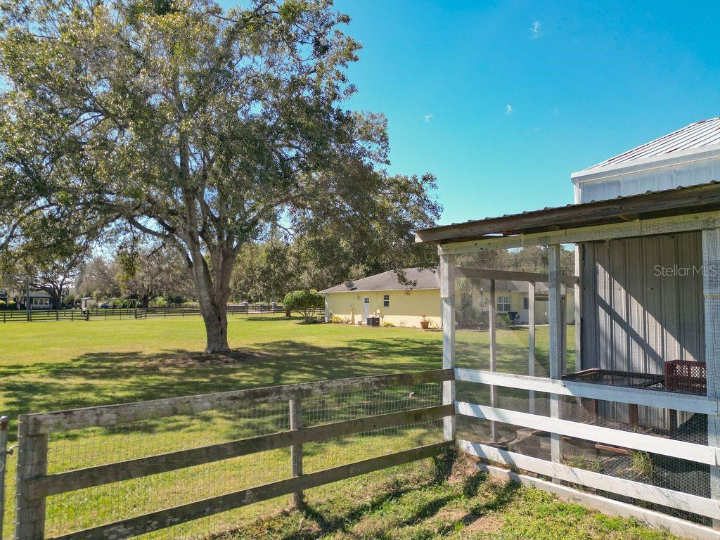 331 SE HIGHWAY 42, SUMMERFIELD, FL — photo 18