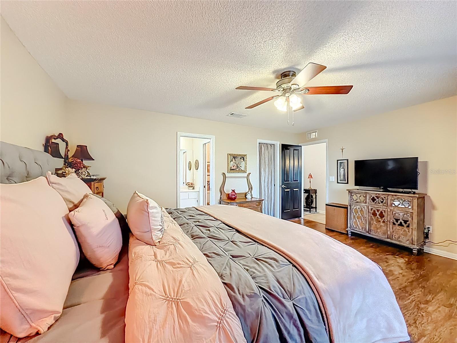 331 SE HIGHWAY 42, SUMMERFIELD, FL — photo 49