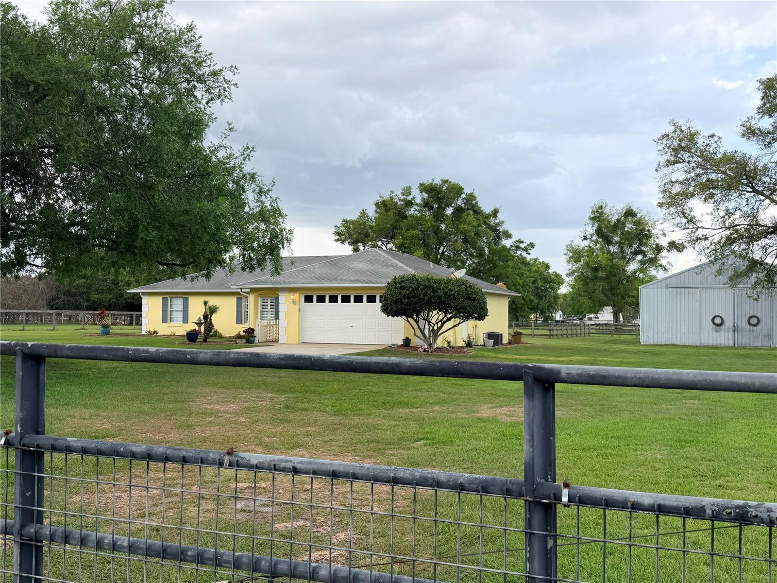 331 SE HIGHWAY 42, SUMMERFIELD, FL — photo 52
