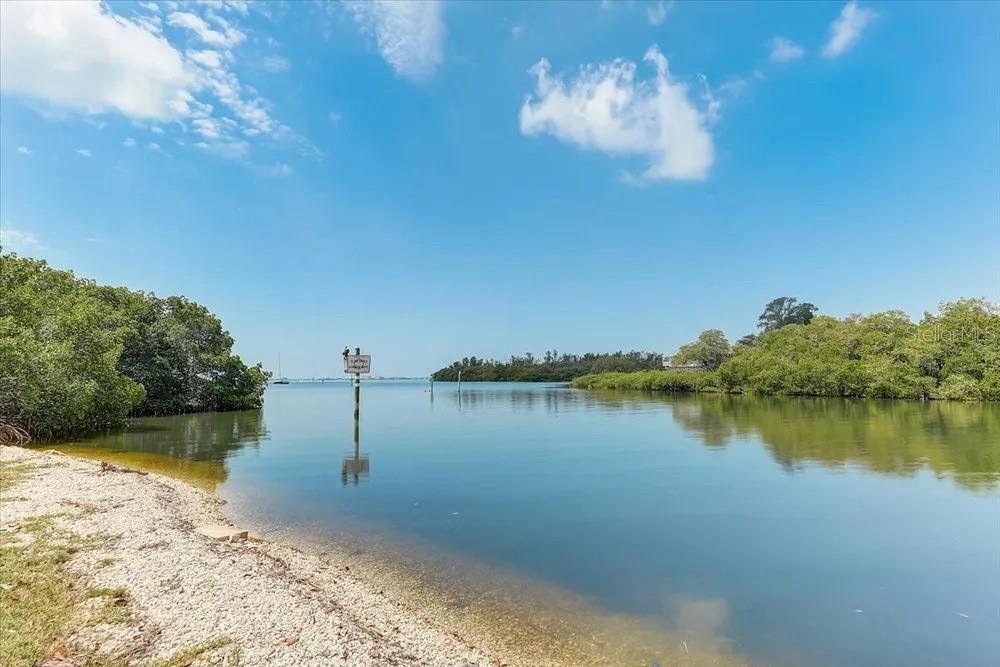 2424 BAY DR #2424/2426, BRADENTON, FL — photo 23