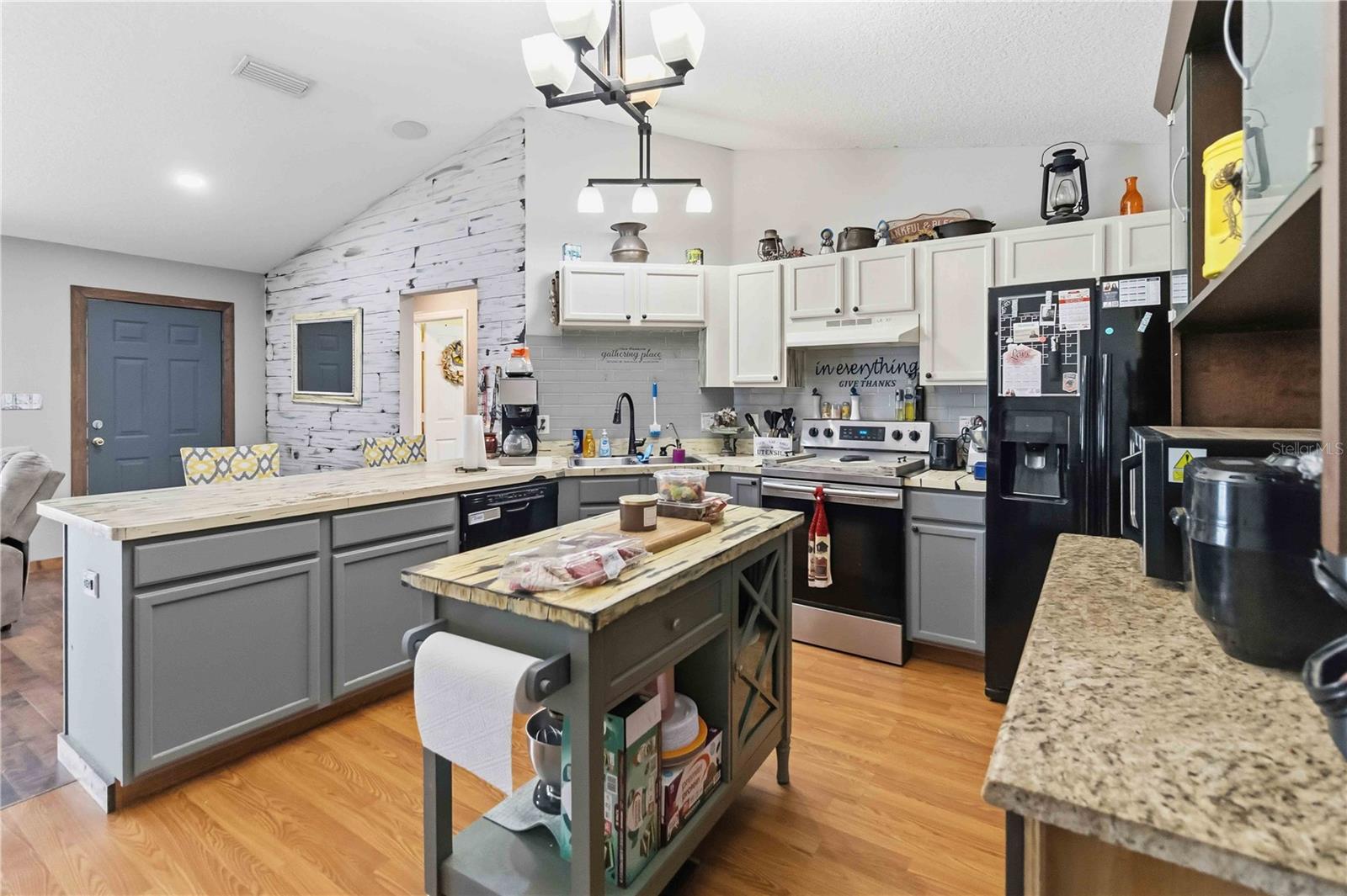 26141 GRASSEY SPRAIN AVE, SORRENTO, FL — photo 5