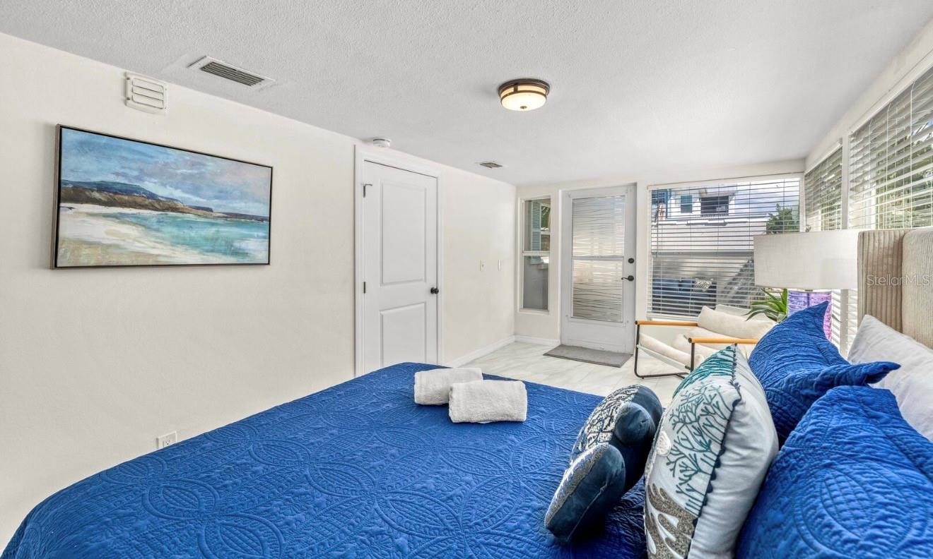 578 COMPANION WAY, LONGBOAT KEY, FL — photo 43
