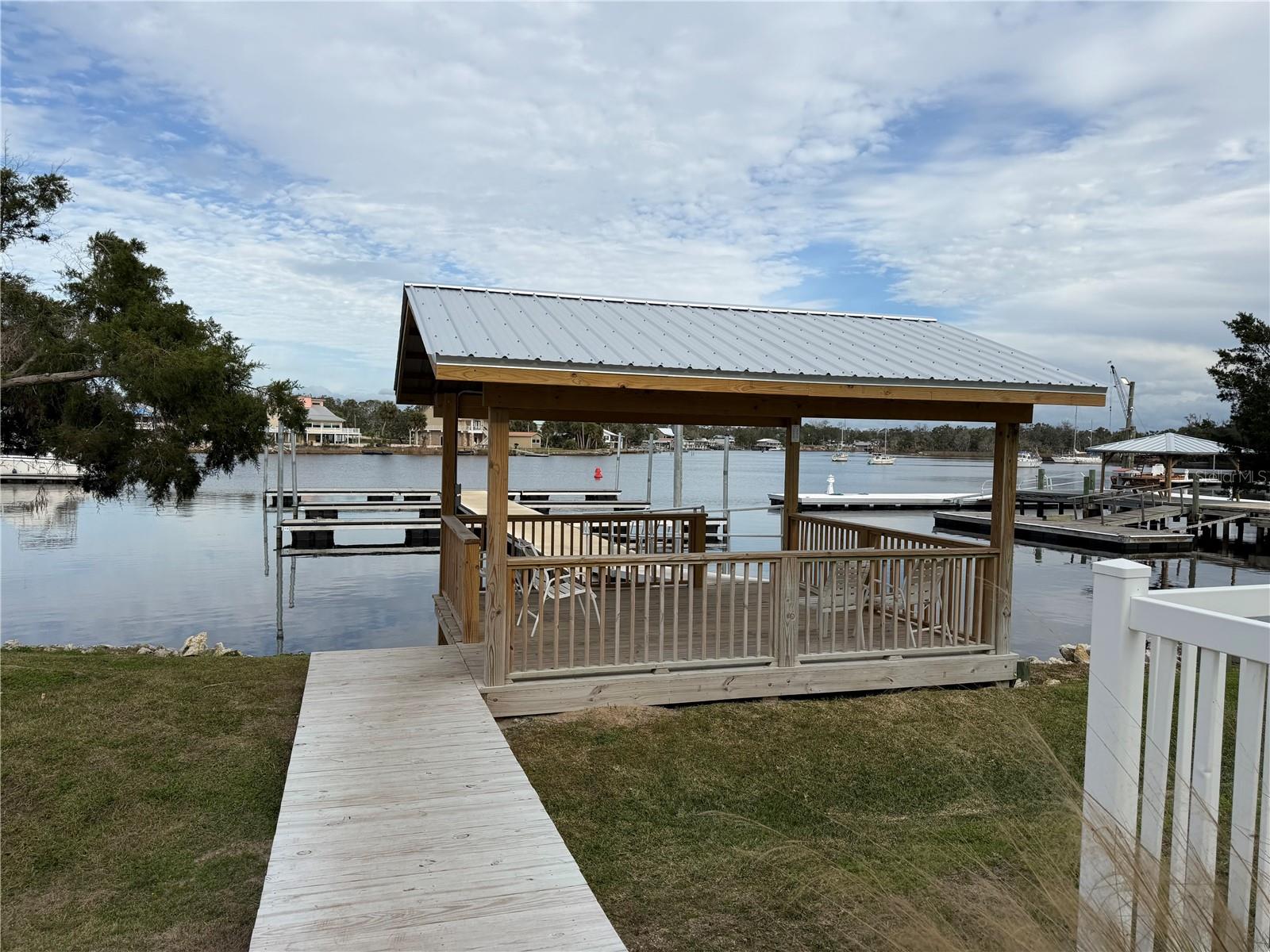 6990 SW HWY 358 #2B, STEINHATCHEE, FL — photo 4