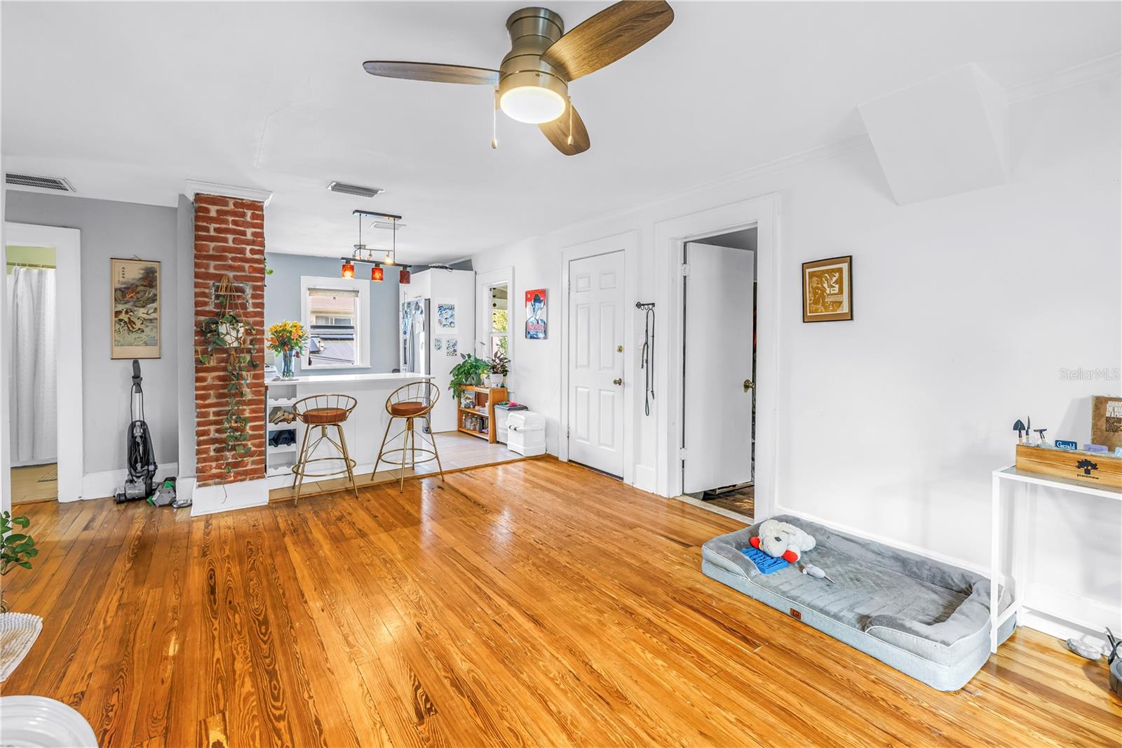 1726 2ND AVE N, ST PETERSBURG, FL — photo 32