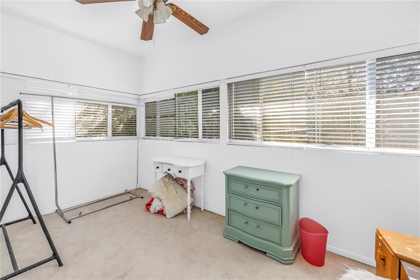 1726 2ND AVE N, ST PETERSBURG, FL — photo 49