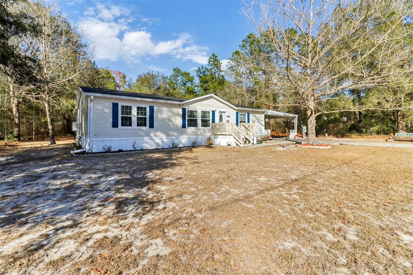 16180 NE 2ND LOOP, SILVER SPRINGS, FL — photo 2