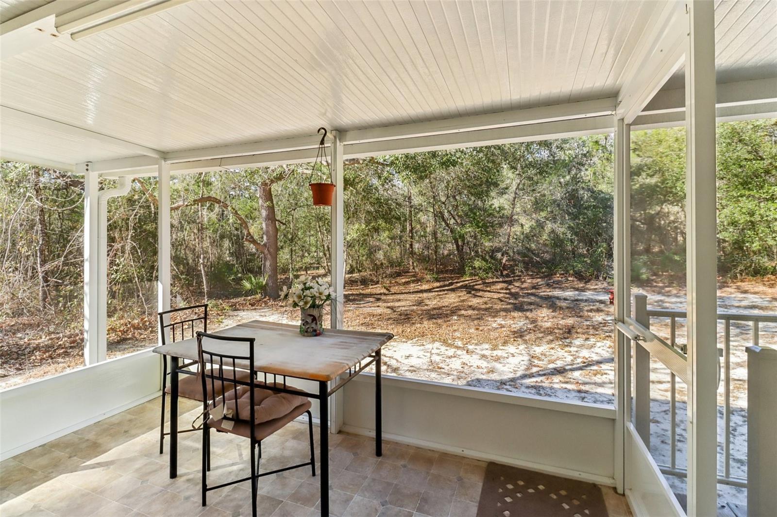 16180 NE 2ND LOOP, SILVER SPRINGS, FL — photo 17