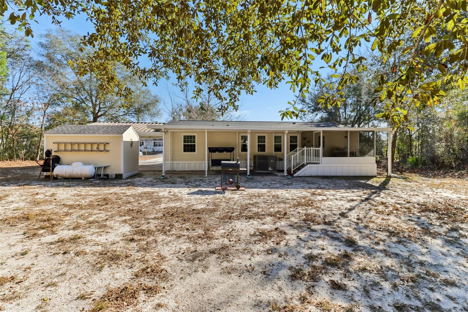 16180 NE 2ND LOOP, SILVER SPRINGS, FL — photo 19