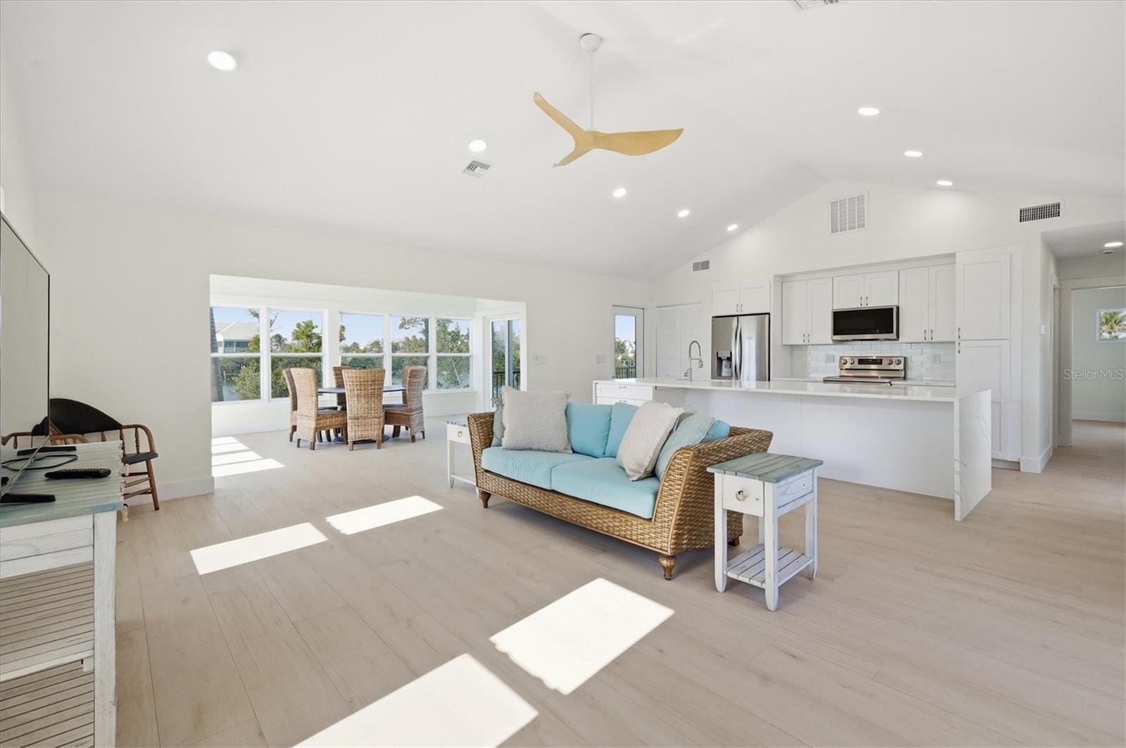 281 BOCILLA DR, PLACIDA, FL — photo 10