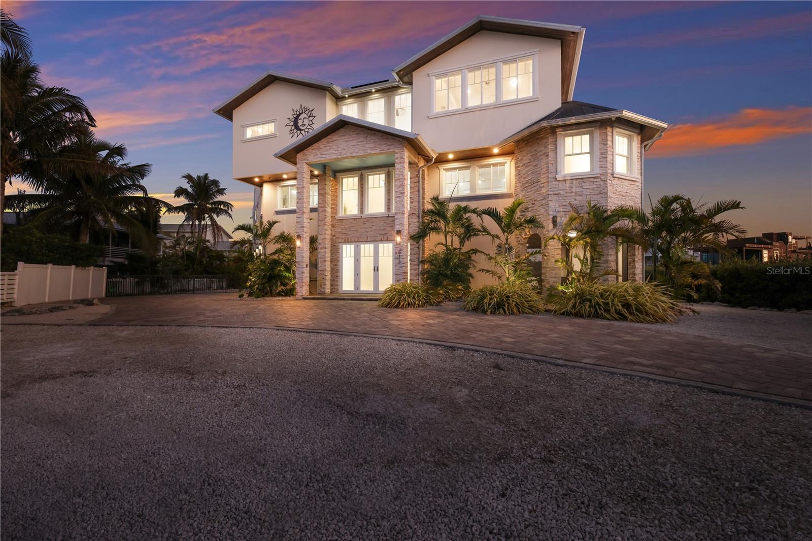 313 HAMMOCK CIR, ANNA MARIA, FL — photo 5