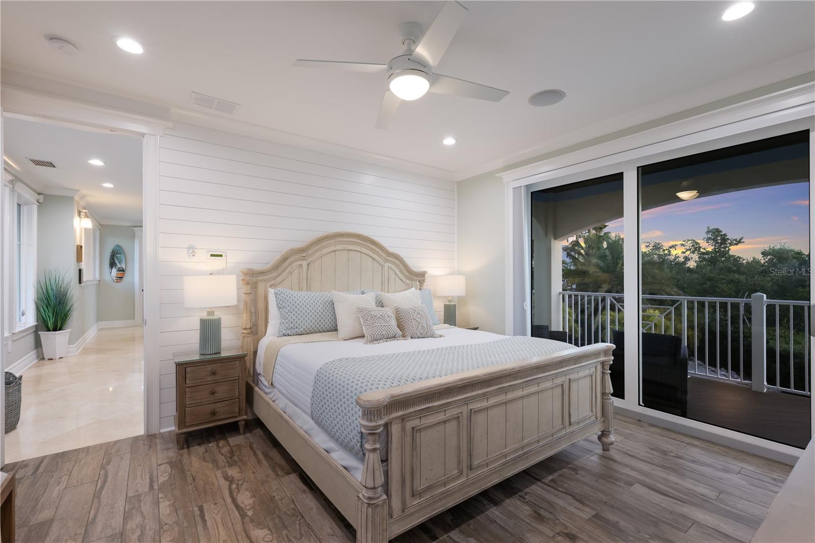 313 HAMMOCK CIR, ANNA MARIA, FL — photo 12