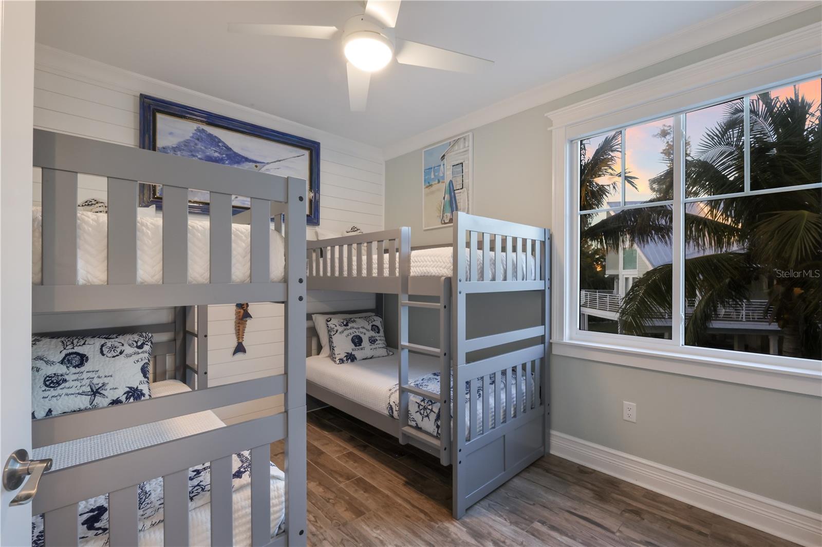313 HAMMOCK CIR, ANNA MARIA, FL — photo 23